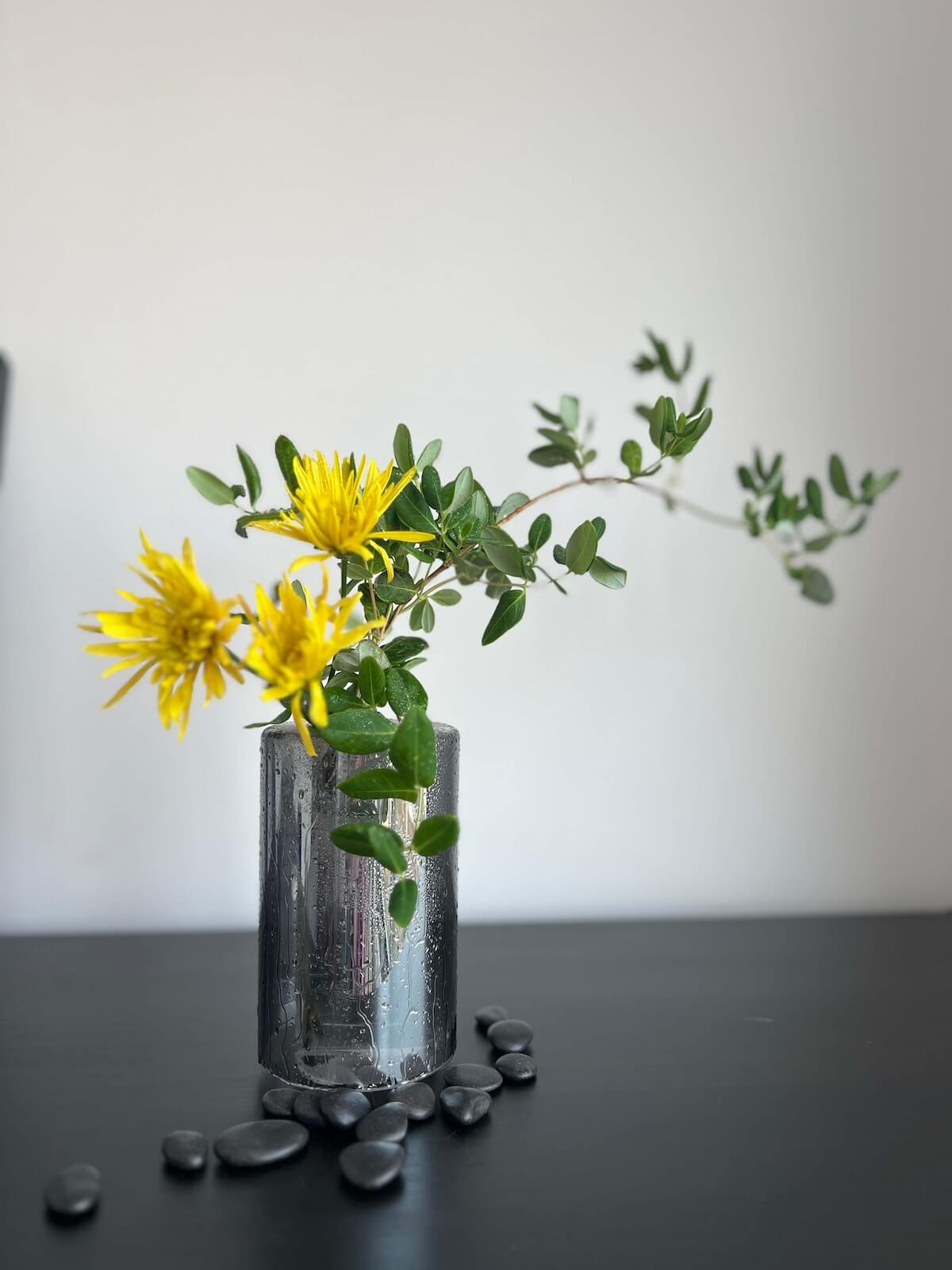 Beautiful Ikebana flower arrangements showcasing the Japanese art of floral design, created during workshops, private events, or in studio.
