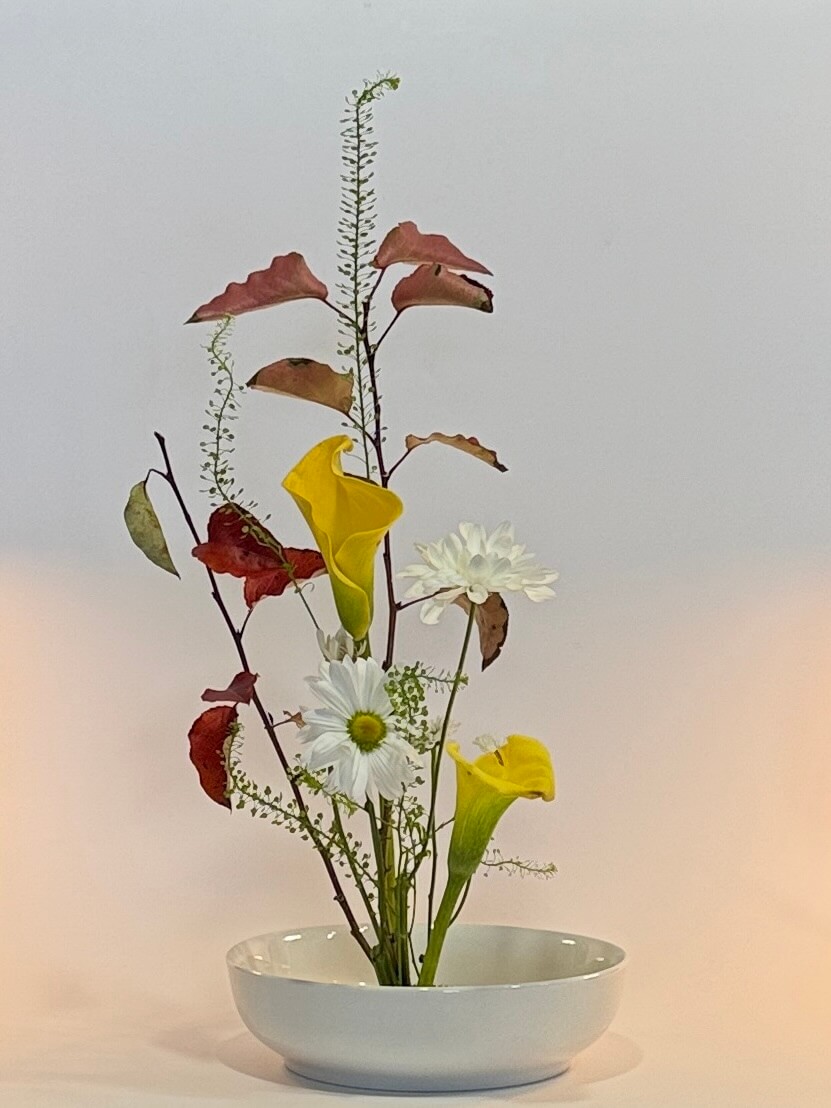 Beautiful Ikebana flower arrangements showcasing the Japanese art of floral design, created during workshops, private events, or in studio.
