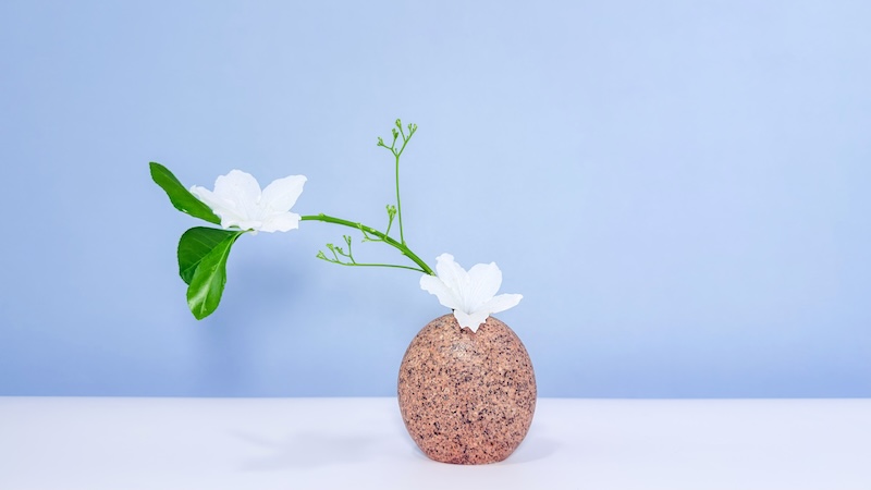 A beautifully Ikebana flower arrangement that makes meaning visible